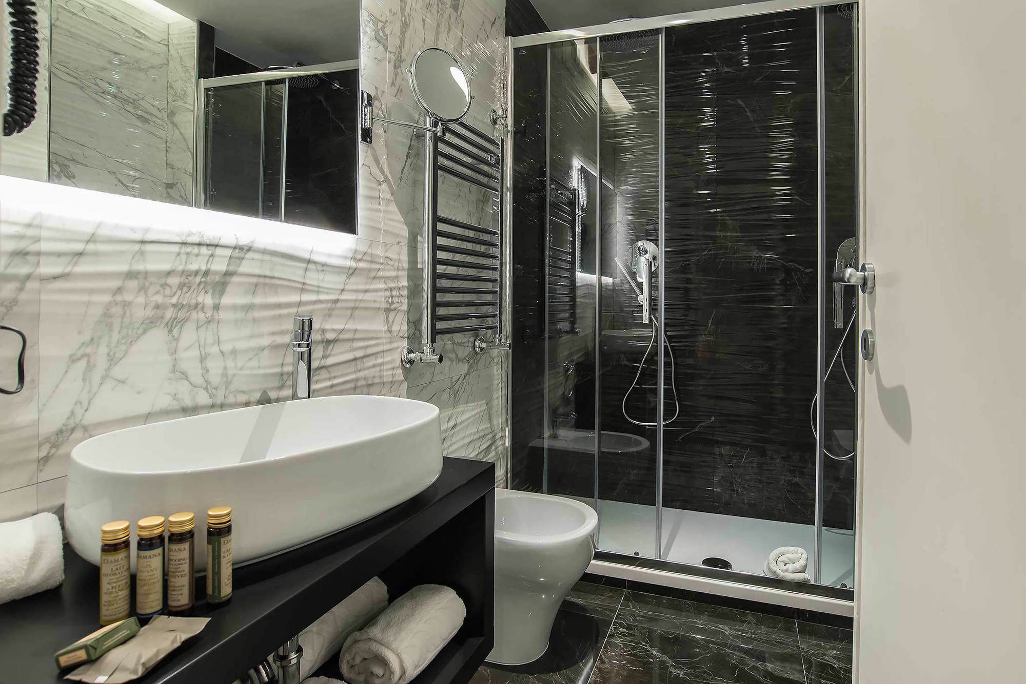 Spagna Luxury'N Trevi โรม ภายนอก รูปภาพ